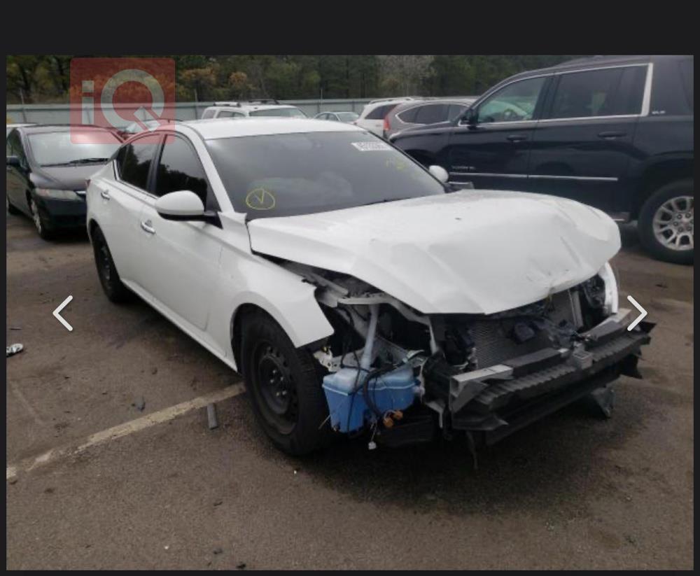 نیسان ئەلتیما